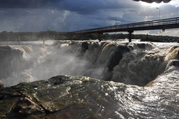 Cachoeira do Urubu, entre os municípios de Batalha e Esperantina - PI